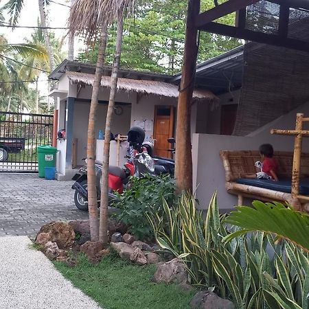Albany Home Stay Kuta  ภายนอก รูปภาพ
