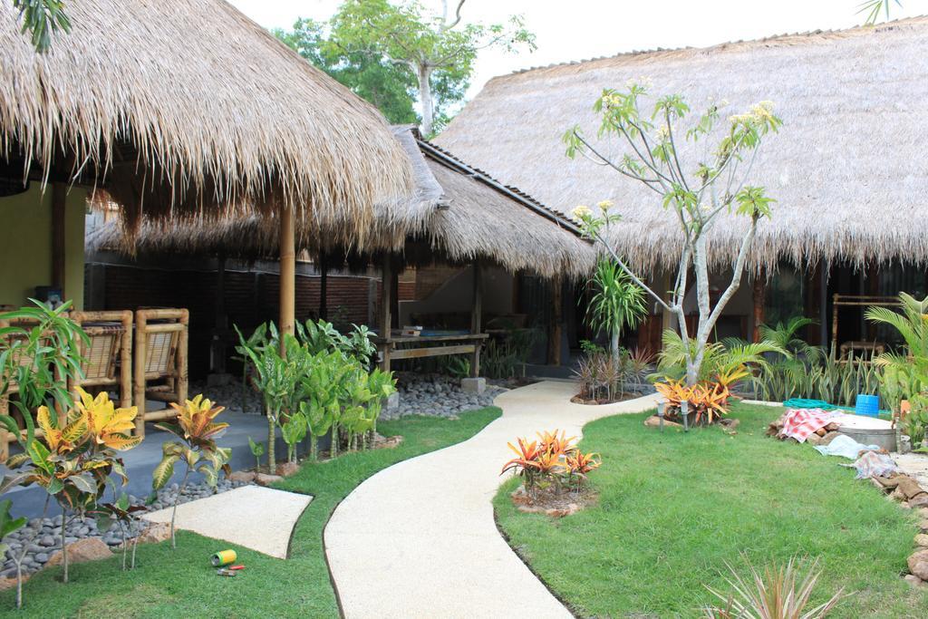 Albany Home Stay Kuta  ภายนอก รูปภาพ