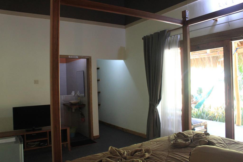 Albany Home Stay Kuta  ภายนอก รูปภาพ