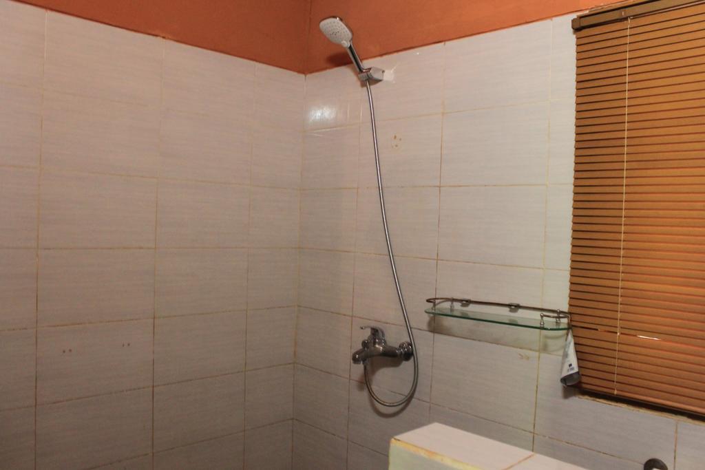Albany Home Stay Kuta  ภายนอก รูปภาพ