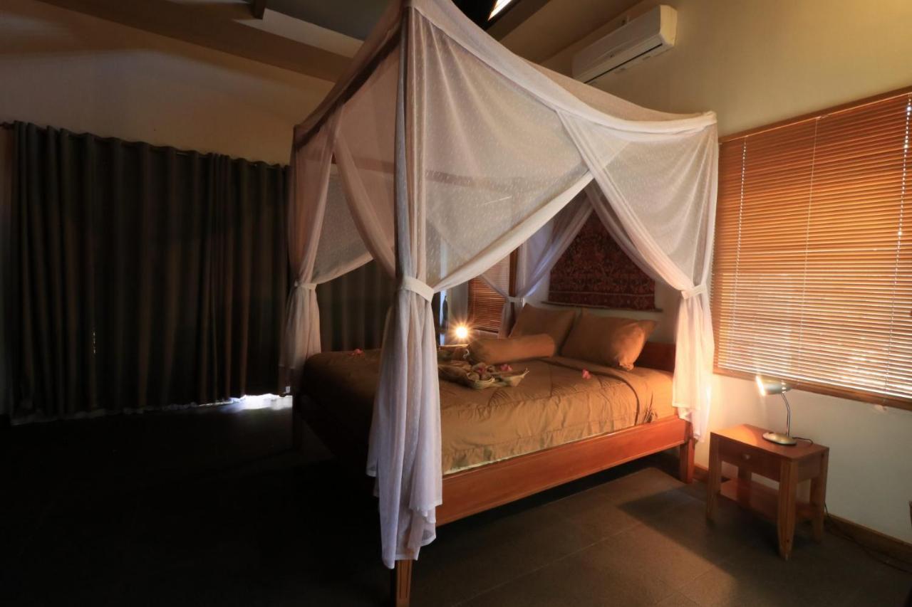 Albany Home Stay Kuta  ภายนอก รูปภาพ
