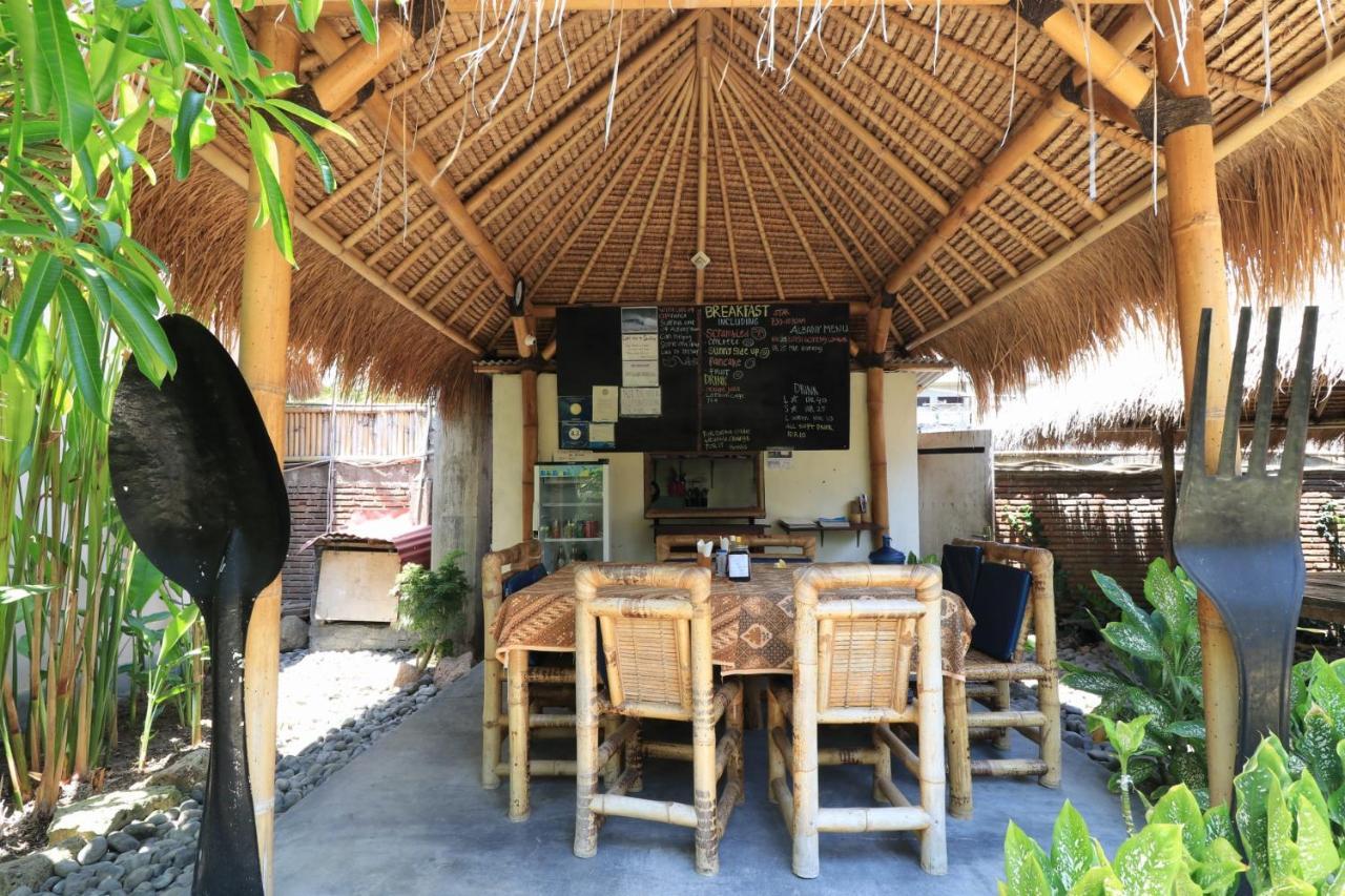 Albany Home Stay Kuta  ภายนอก รูปภาพ