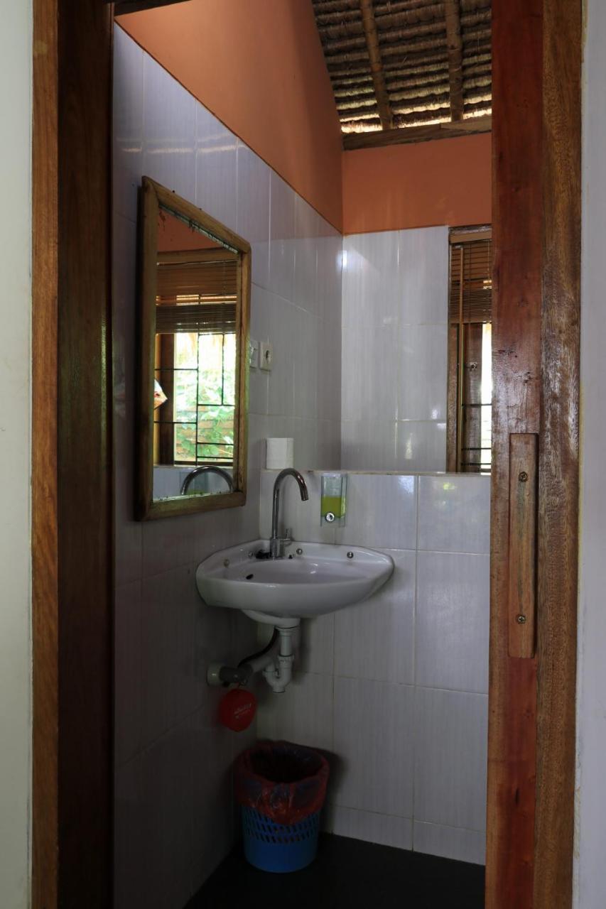 Albany Home Stay Kuta  ภายนอก รูปภาพ